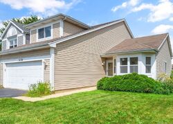 Pre-foreclosure in  N PEMBROKE DR South Elgin, IL 60177