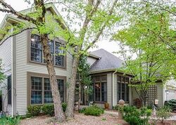 Pre-foreclosure in  FARMHILL DR Algonquin, IL 60102