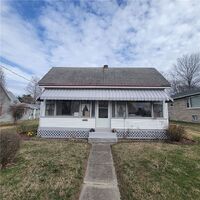 Pre-foreclosure in  N CROSS ST Robinson, IL 62454