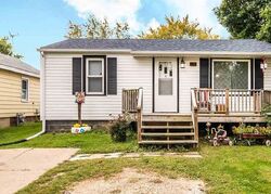 Pre-foreclosure in  ROBERTS ST Creve Coeur, IL 61610