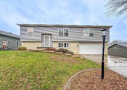 Pre-foreclosure in  TONTI CT Pekin, IL 61554