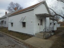 Pre-foreclosure in  N EDISON ST Freeburg, IL 62243