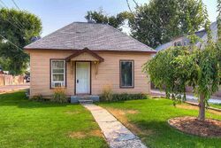 Pre-foreclosure in  3RD AVE N Payette, ID 83661