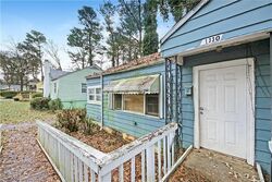 Pre-foreclosure in  LANVALE DR SW Atlanta, GA 30310