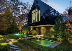 Pre-foreclosure in  RIDGEWOOD RD NW Atlanta, GA 30327