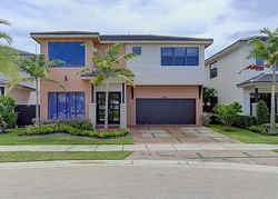 Pre-foreclosure in  NW 88TH AVE Hialeah, FL 33018