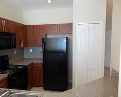 Pre-foreclosure in  SE 15TH CT Homestead, FL 33035
