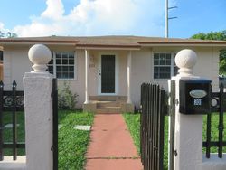 Pre-foreclosure in  NW 44TH ST Miami, FL 33127