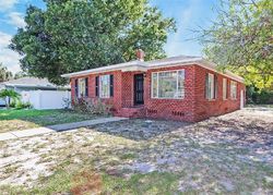 Pre-foreclosure in  UPTON ST S Saint Petersburg, FL 33711
