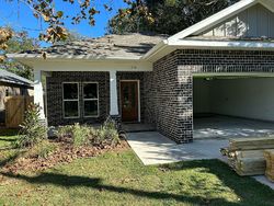 Pre-foreclosure in  PINE ST Niceville, FL 32578