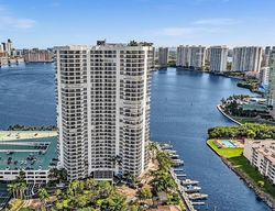  Mystic Pointe Dr , Miami FL