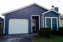 Pre-foreclosure in  KELLY WAY Valparaiso, FL 32580