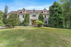 Pre-foreclosure in  ANGORA RD Westport, CT 06880