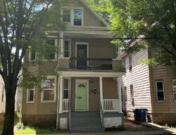 Pre-foreclosure in  READ ST New Haven, CT 06511