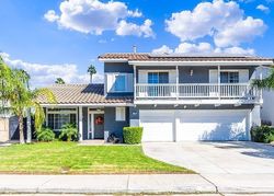 Pre-foreclosure in  DRAKE ST Fontana, CA 92336