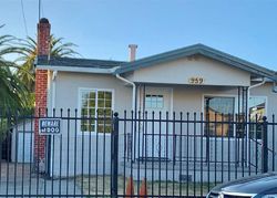 Pre-foreclosure in  70TH AVE Oakland, CA 94621