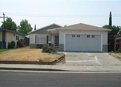 Pre-foreclosure in  EISENHOWER ST Fairfield, CA 94533