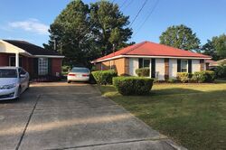 Pre-foreclosure in  SUNSET RDG Montgomery, AL 36108