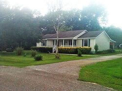 Pre-foreclosure in  LAWRENCE RD Fairhope, AL 36532