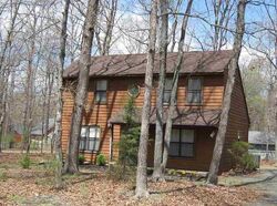 Pre-foreclosure in  TALLWOOD TRL Palmyra, VA 22963