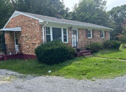  Kirkland Dr, Madison Heights VA