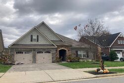 Pre-foreclosure in  GULFSTREAM DR Gallatin, TN 37066