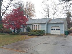 Pre-foreclosure in  AVENUE I Monroe Township, NJ 08831