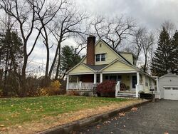Pre-foreclosure in  PARKER ST Manchester, CT 06040
