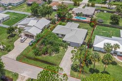 Pre-foreclosure in  SUNSET BLVD Fort Pierce, FL 34982