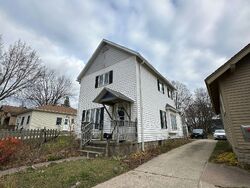  N Clinton Ave, Clintonville WI