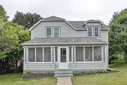  Pine St, Glenwood City WI