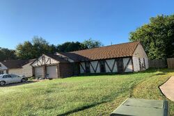 Pre-foreclosure in  MELODYWOOD DR Memphis, TN 38118