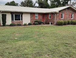 Pre-foreclosure in  SOUTHWOOD DR Goldsboro, NC 27530