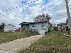 Pre-foreclosure in  NEFF RD Saint Clair, MO 63077