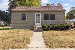 Pre-foreclosure in  SPENCER ST S Shakopee, MN 55379