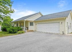  Farmington Dr, Traverse City MI