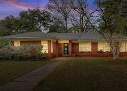 Pre-foreclosure in  BOBBITT PL Shreveport, LA 71107