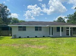 Pre-foreclosure in  BUNN ST Donaldsonville, LA 70346