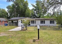 Pre-foreclosure in  V C JOHNSON RD Jacksonville, FL 32218