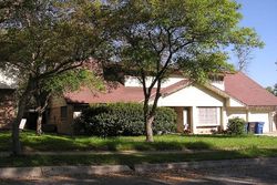 Pre-foreclosure in  RICHWOOD DR San Antonio, TX 78230