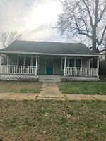  Holden Ave, Newport AR