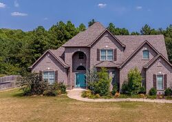 Pre-foreclosure in  LODESTONE DR Alexander, AR 72002