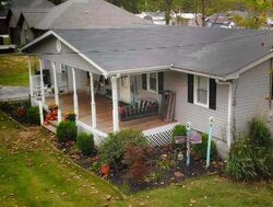 Pre-foreclosure in  MEADOW LN Decatur, AL 35603