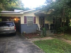 Pre-foreclosure in  W 8TH ST Sylacauga, AL 35150