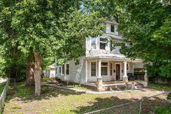 Pre-foreclosure in  CASE AVE Saint Paul, MN 55106