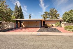 Pre-foreclosure in  NORTHWOOD DR Modesto, CA 95350