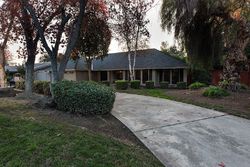 Pre-foreclosure in  N TAMERA AVE Fresno, CA 93711