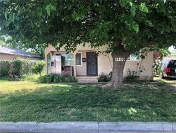 Pre-foreclosure in  SONOMA AVE Chowchilla, CA 93610