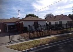 Pre-foreclosure in  N GRAPE AVE Compton, CA 90222