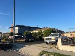  Walnut Ave, Long Beach CA